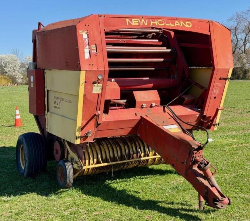 Image of New Holland 855 Primary image