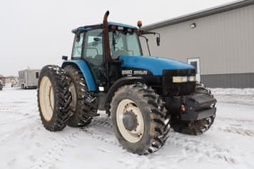 Main image New Holland 8560