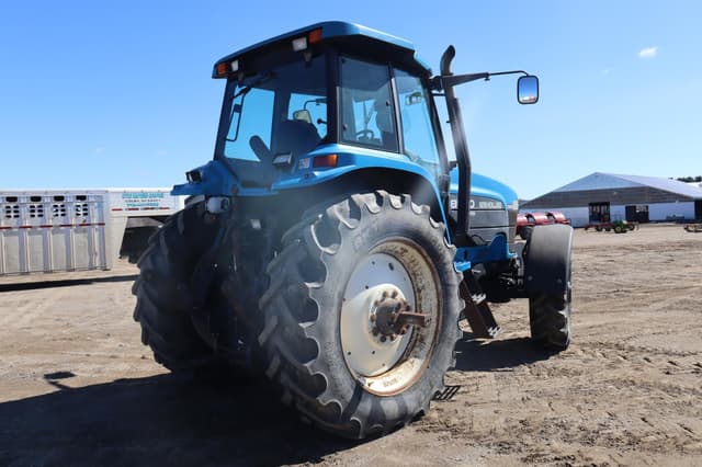 Image of New Holland 8670 equipment image 4