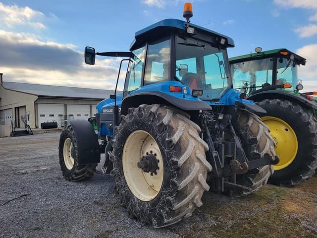 Image of New Holland 8670 equipment image 2