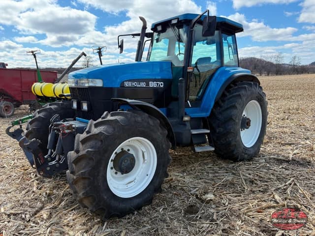 Image of New Holland 8670 equipment image 1