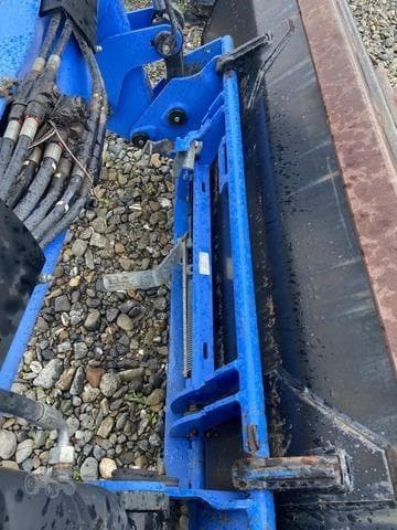 Image of New Holland 870TL equipment image 2