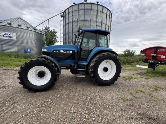 Image of New Holland 8770 equipment image 3