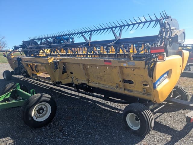 Image of New Holland 880CF equipment image 1