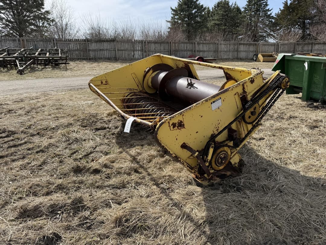 Image of New Holland 880W Primary image