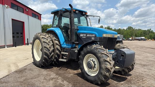 Image of New Holland 8870 equipment image 1