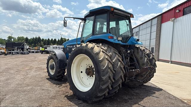 Image of New Holland 8870 equipment image 3