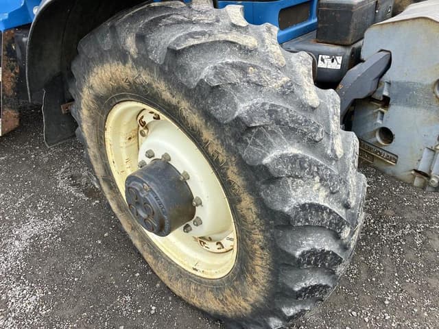 Image of New Holland 8870 equipment image 3