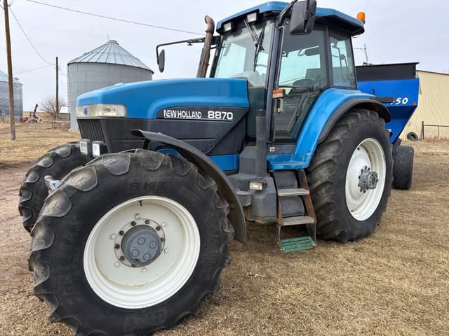Image of New Holland 8870 equipment image 1