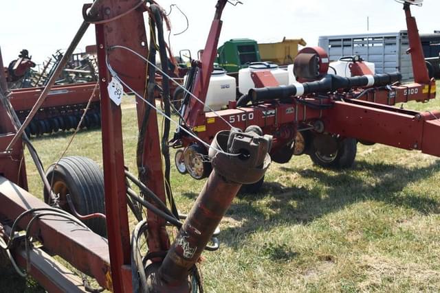 Image of New Holland 890 equipment image 3