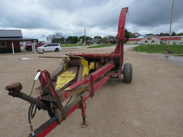 Image of New Holland 892 equipment image 3
