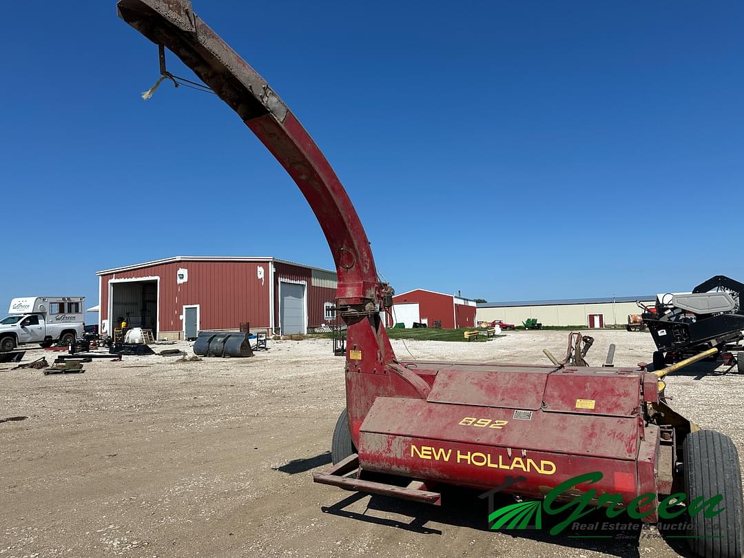 Image of New Holland 892 Primary image