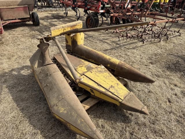 Image of New Holland 892 equipment image 4