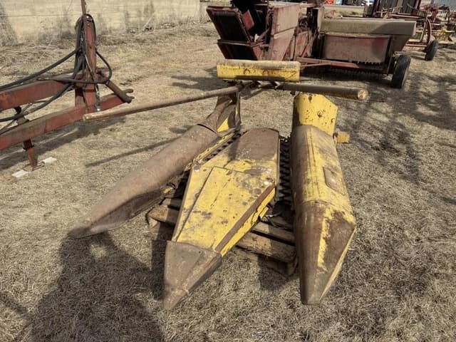 Image of New Holland 892 equipment image 3