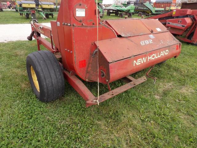 Image of New Holland 892 equipment image 4