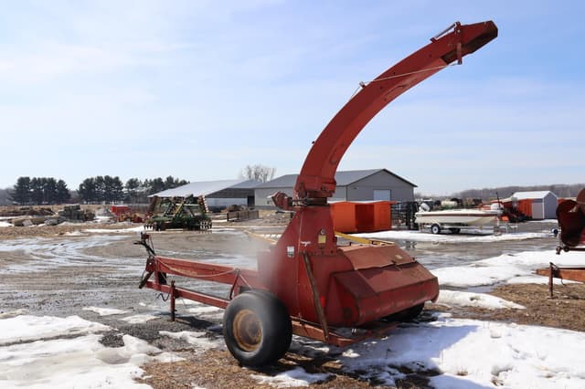 Image of New Holland 892 equipment image 4