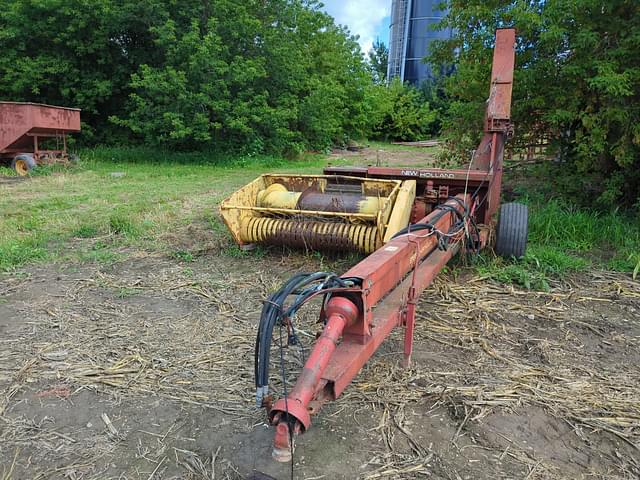 Image of New Holland 892 equipment image 1