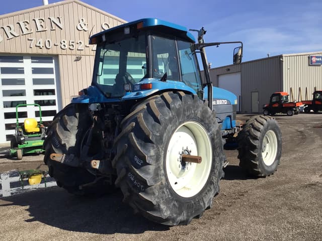 Image of New Holland 8970 equipment image 4