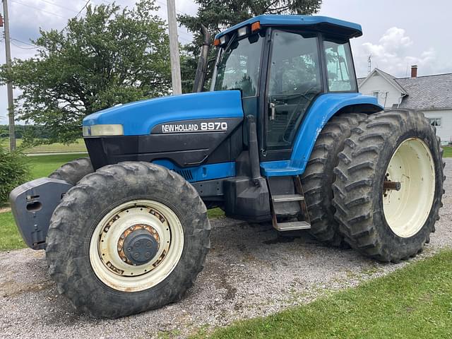 Image of New Holland 8970 equipment image 2