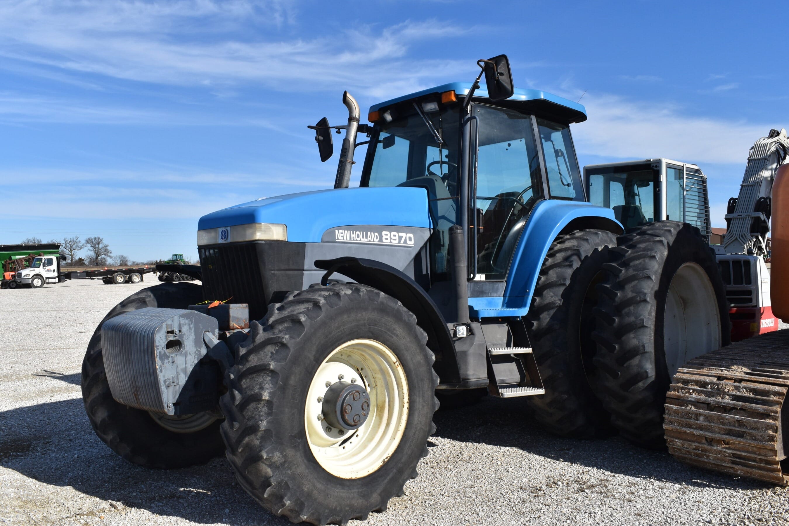 New Holland 8970 Equipment Image0