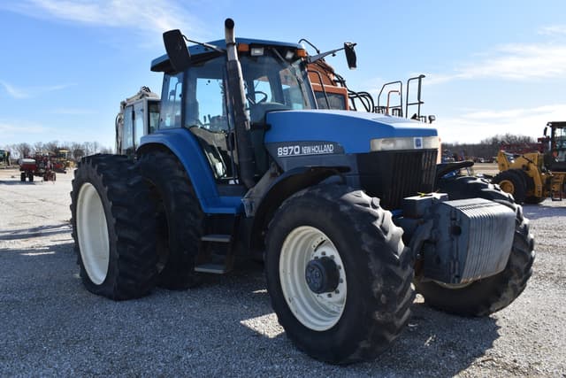 Image of New Holland 8970 equipment image 3