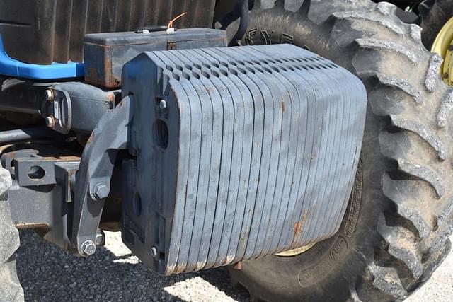 Image of New Holland 8970 equipment image 3