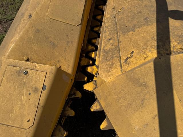 Image of New Holland 900 equipment image 3