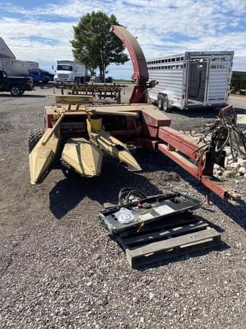 Main image New Holland 900