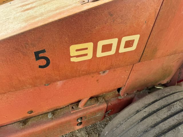 Image of New Holland 900 equipment image 2