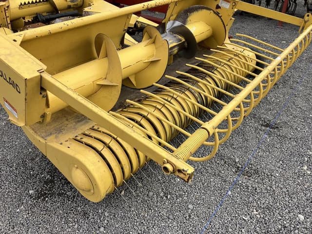 Image of New Holland 900 equipment image 2