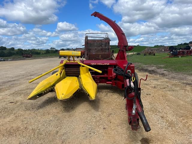 Image of New Holland 900 equipment image 1