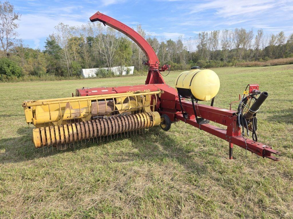 Image of New Holland 900 Primary image