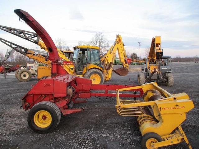 Image of New Holland 900 equipment image 1