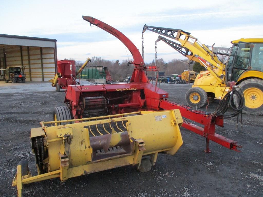 Image of New Holland 900 Primary image