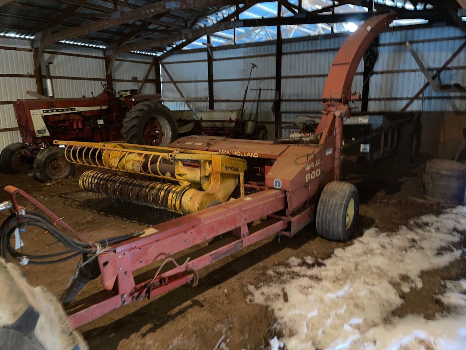 New Holland 900 Equipment Image0