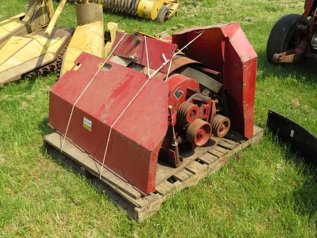 Image of New Holland 900 equipment image 2
