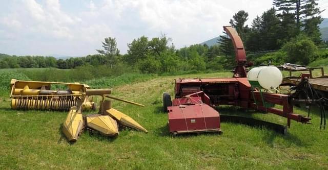 Image of New Holland 900 equipment image 1