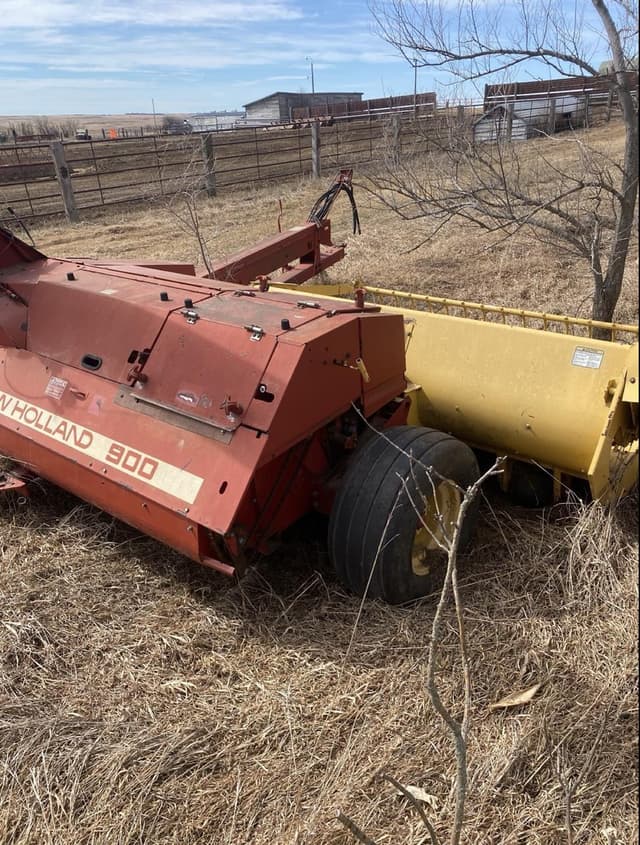 Image of New Holland 900 equipment image 2