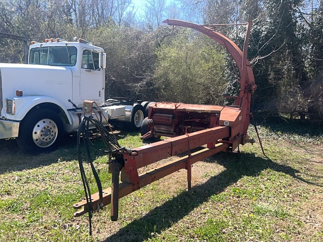 Image of New Holland 900 Primary image