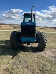 Image of New Holland 9030 equipment image 3