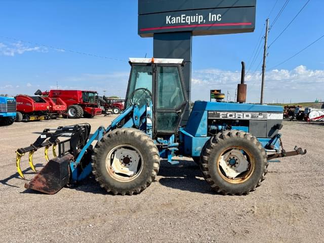 Image of New Holland 9030 equipment image 1
