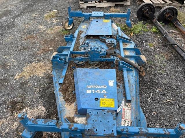 Image of New Holland 914A equipment image 2