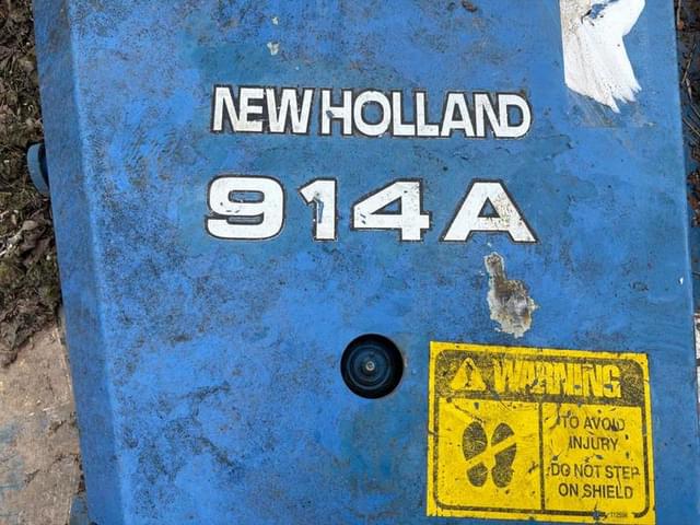 Image of New Holland 914A equipment image 3