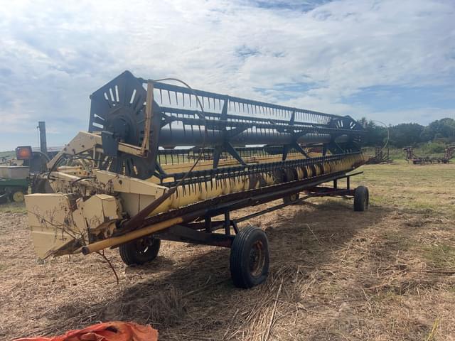 Image of New Holland 973 equipment image 3