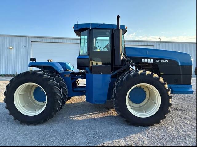 Image of New Holland 9282 equipment image 2