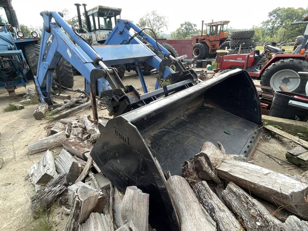 Image of New Holland 92LB Primary image