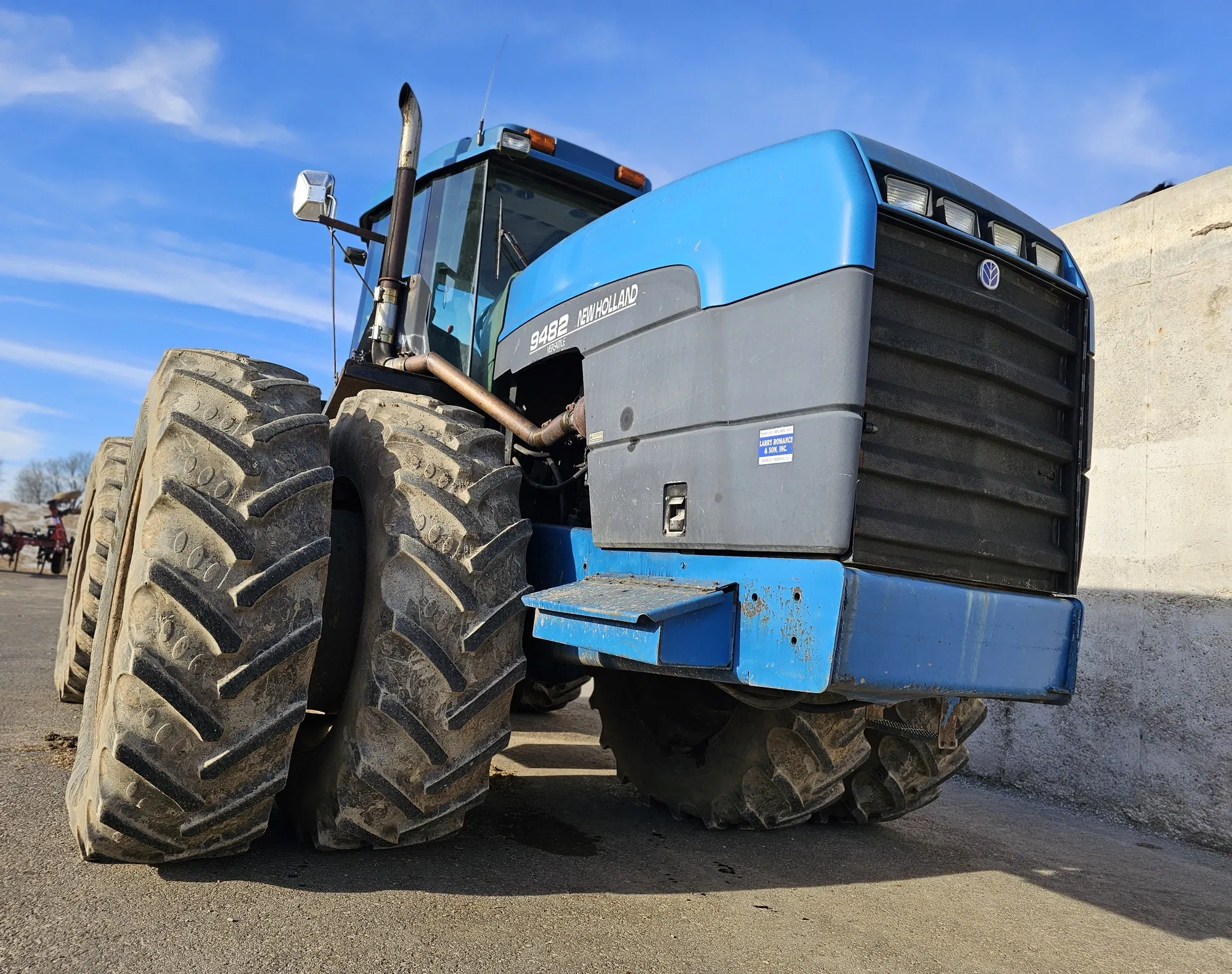 New Holland 9482 Equipment Image0