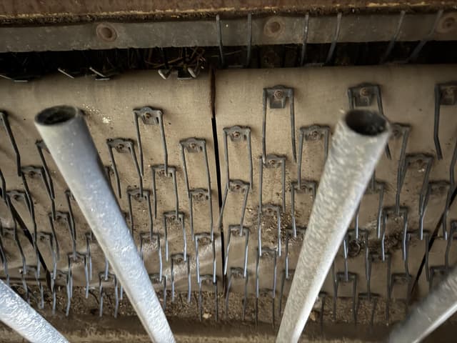 Image of New Holland 960 equipment image 4