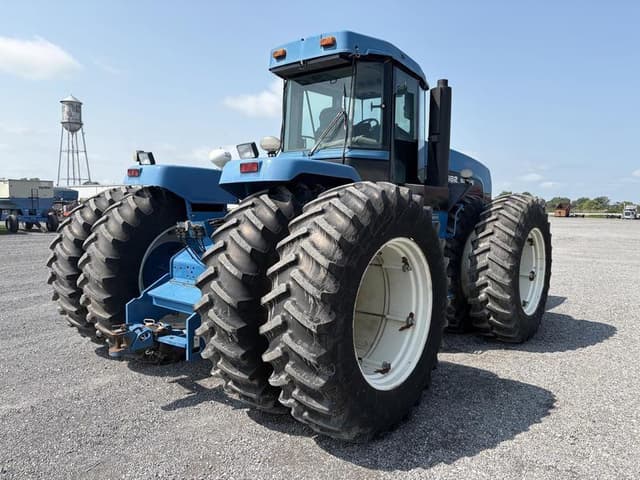 Image of New Holland 9682 equipment image 4