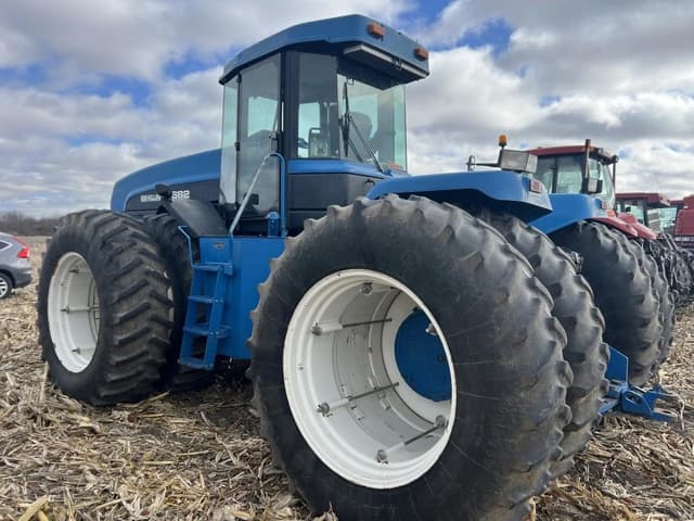 Image of New Holland 9682 equipment image 1